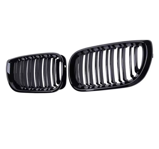 E46 sedan kidney grills (black)